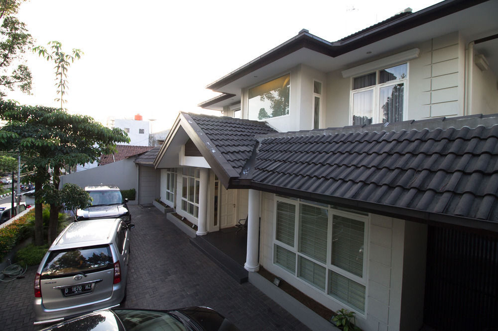Wisma tamu Reddoorz @ Simpang Dago